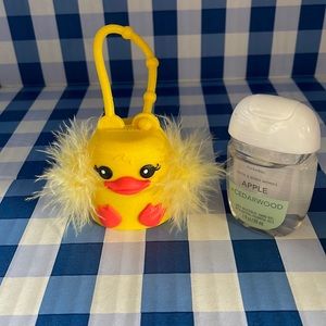 🥰 RARE!!!  BATH AND BODY WORKS DUCK 🦆 POCKETBAC HOLDER! EXTREMELY RARE!